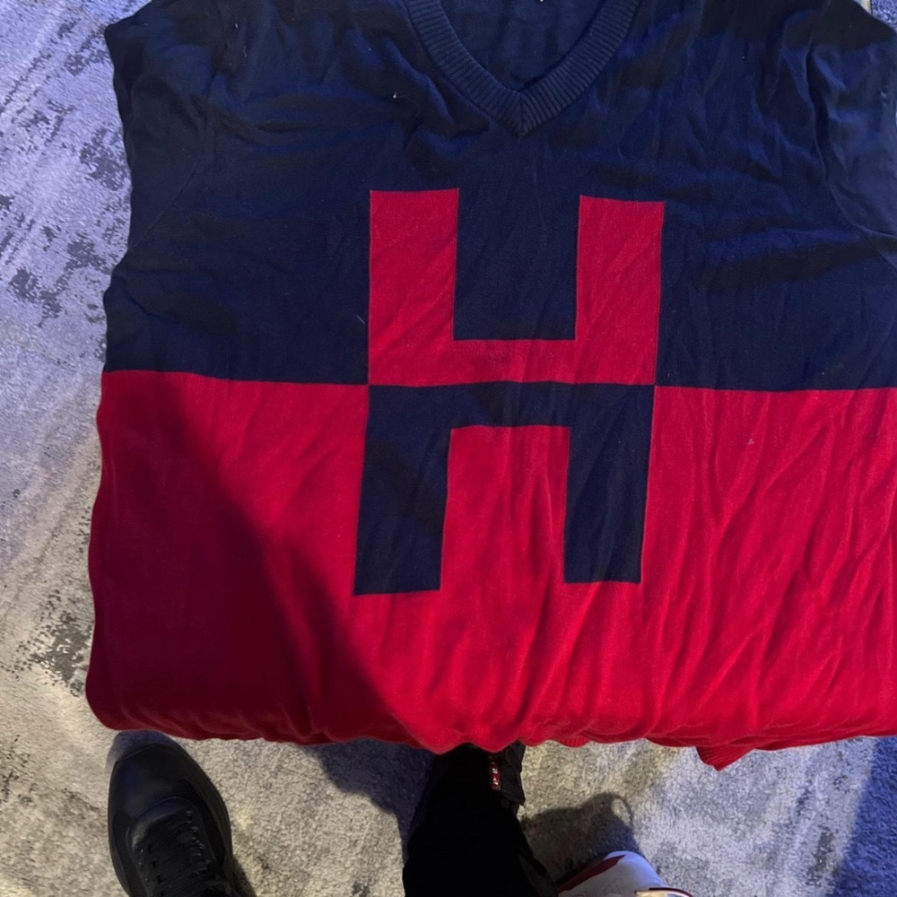 Tommy Hilfiger